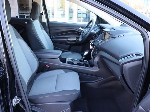 Used 2018 Ford Escape SE w/ SE Sync 3 Package image 15