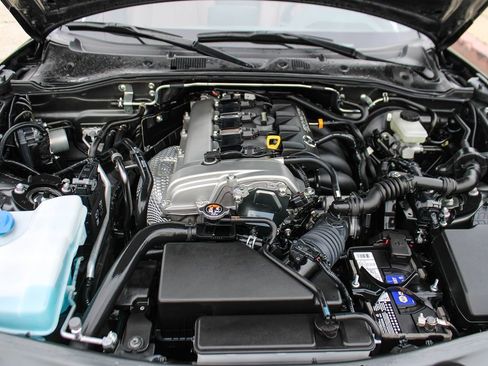 Used 2019 MAZDA MX-5 Miata RF Grand Touring image 11