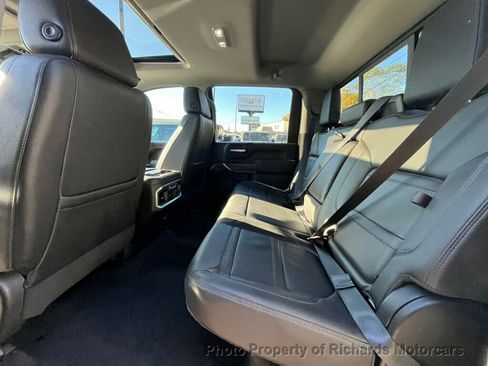 Used 2022 GMC Sierra 2500 Denali image 19