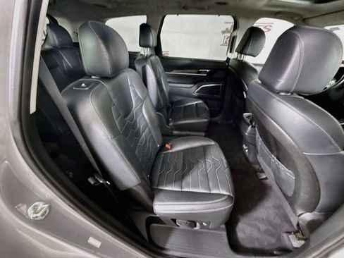 Used 2022 Kia Telluride SX w/ SX Prestige Package AWD/4WD image 33