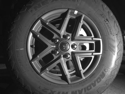 Used 2025 Jeep Wrangler Unlimited Sport AWD/4WD image 12