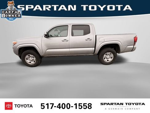 Used 2023 Toyota Tacoma SR image 3