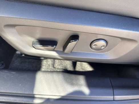 New 2026 Mitsubishi Outlander SEL image 24