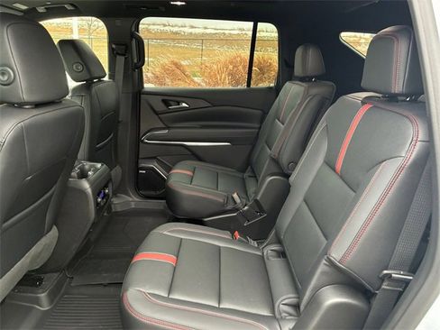 New 2026 Chevrolet Traverse RS w/ LPO, Floor Liner Package image 17