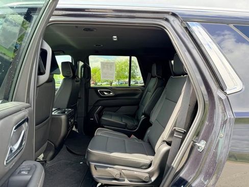 Used 2024 Chevrolet Tahoe Premier AWD/4WD image 8