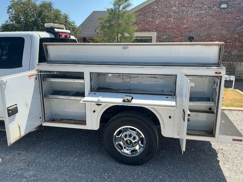Used 2018 Chevrolet Silverado 2500 W/T RWD image 6