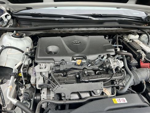 Used 2021 Toyota Camry SE image 25