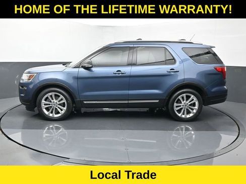 Used 2019 Ford Explorer XLT w/ Equipment Group 202A FWD image 4