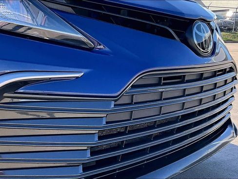 Used 2023 Toyota Camry LE image 28