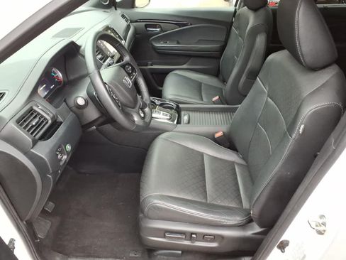 Used 2021 Honda Passport Touring image 14