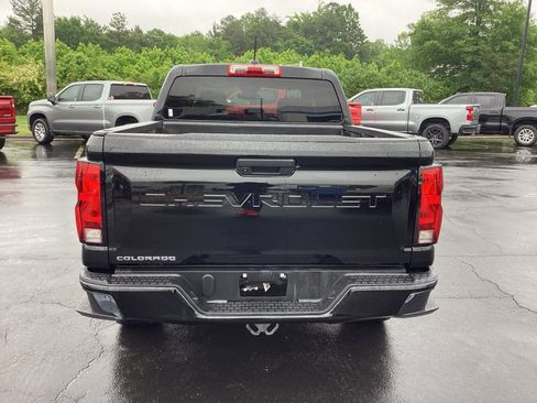 Used 2023 Chevrolet Colorado W/T RWD image 3