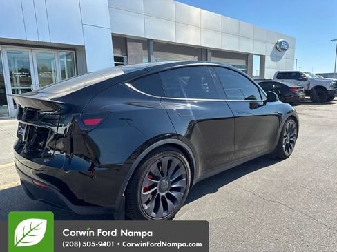 Used 2025 Tesla Model Y Performance AWD/4WD image 6