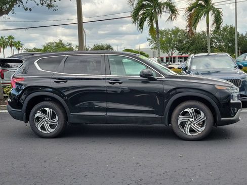 Used 2022 Hyundai Santa Fe SE AWD/4WD image 2
