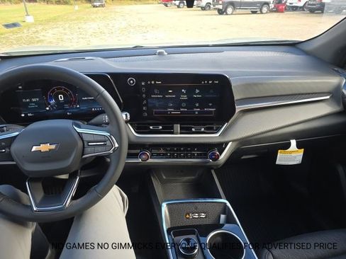 New 2026 Chevrolet Equinox LT w/ Convenience Package II image 10