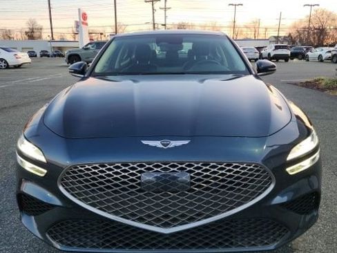 Used 2025 Genesis G70 2.5T image 2