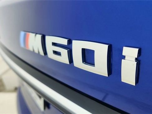 Used 2025 BMW X7 M60i image 18