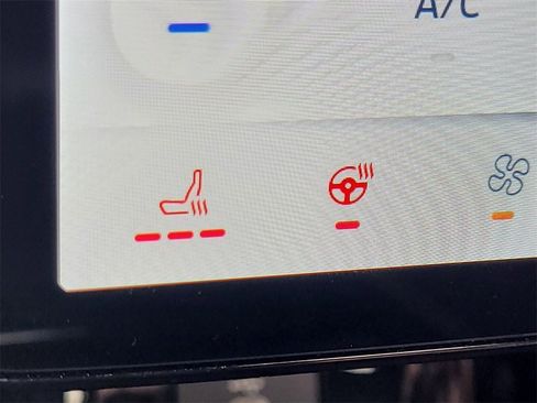 Used 2025 Ford Mustang Mach-E Premium image 17