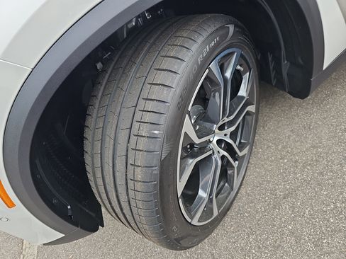 New 2026 BMW X5 xDrive40i AWD/4WD image 35