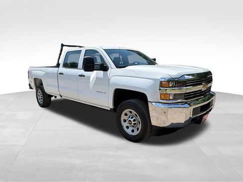 Used 2018 Chevrolet Silverado 3500 W/T AWD/4WD image 1