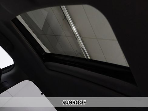 Used 2022 Honda Pilot Black Edition image 4