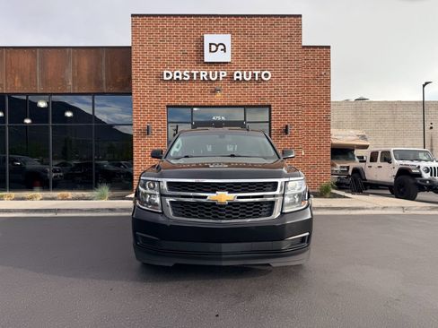 Used 2019 Chevrolet Tahoe LS AWD/4WD image 2