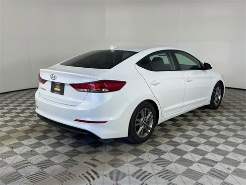 Used 2017 Hyundai Elantra Value Edition image 24