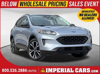 Used 2022 Ford Escape SE w/ SE Sport Appearance Package video 1