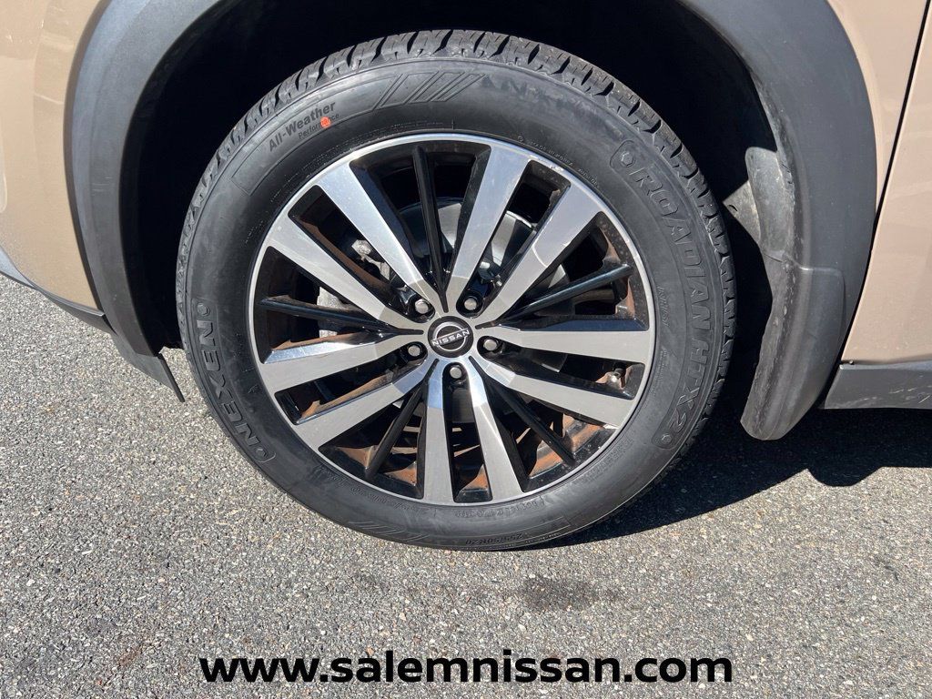Used 2023 Nissan Pathfinder Platinum AWD/4WD image 32