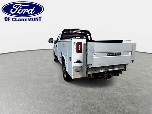 Used 2022 Ford F350 XL w/ STX Appearance Package AWD/4WD image 6