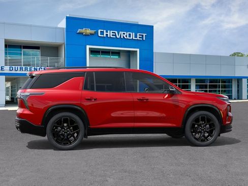 New 2026 Chevrolet Traverse RS w/ LPO, Floor Liner Package FWD image 35