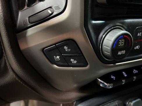 Used 2016 GMC Sierra 3500 Denali w/ Duramax Plus Package image 28