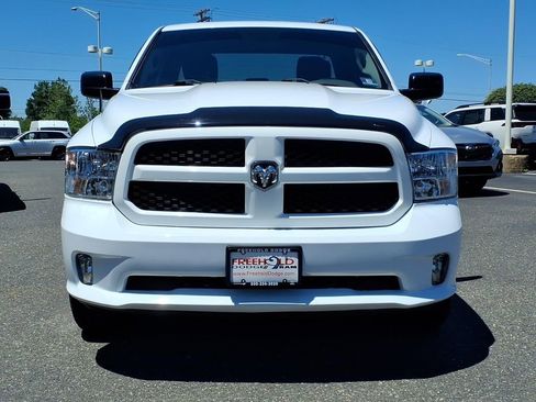 Used 2019 RAM 1500 Express w/ Express Value Package AWD/4WD image 2