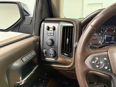 Used 2017 Chevrolet Silverado 1500 LTZ w/ Sport Package image 76