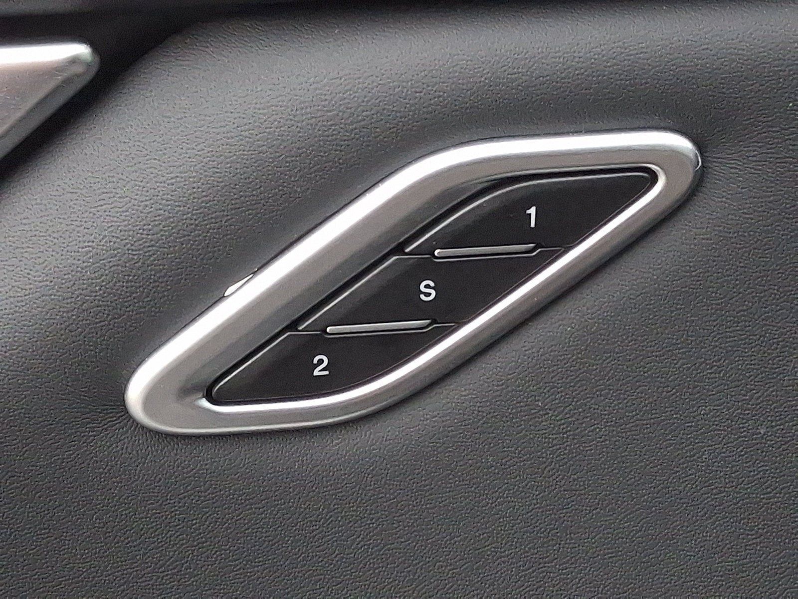 Used 2024 Maserati Ghibli Modena Ultima Q4 AWD/4WD image 19