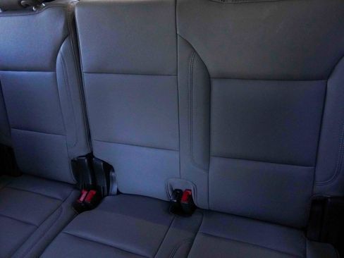 Used 2024 Chevrolet Tahoe Z71 w/ Luxury Package image 38