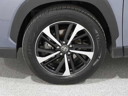 Used 2023 Toyota Corolla Cross AWD Hybrid image 22