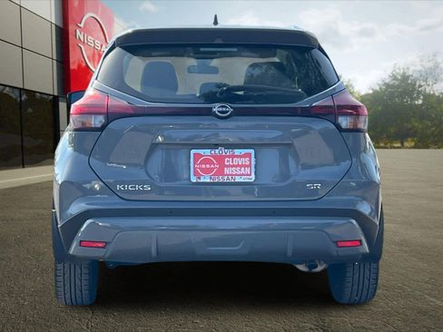 Used 2023 Nissan Kicks SR image 8