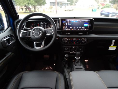 New 2025 Jeep Wrangler Unlimited Sahara w/ Safety Group image 8