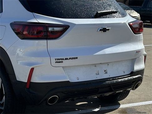 Used 2024 Chevrolet TrailBlazer RS w/ Convenience Package image 6