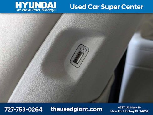 Used 2020 Hyundai Palisade Limited image 18