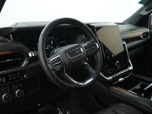 Used 2025 GMC Yukon XL Denali w/ Sun & Power Step Package AWD/4WD image 28