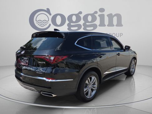 Used 2025 Acura MDX SH-AWD image 5