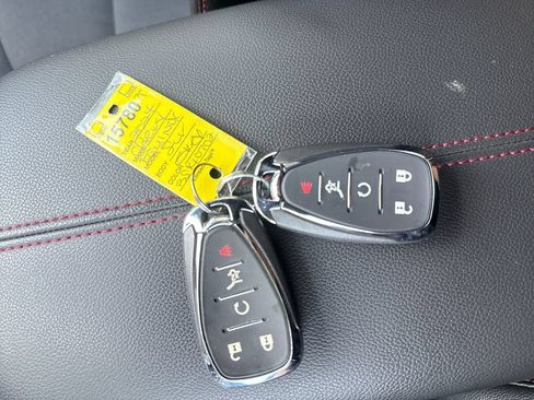 Used 2024 Chevrolet Equinox RS AWD/4WD image 31