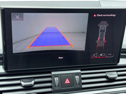 Used 2024 Audi Q5 2.0T Premium w/ Convenience Package image 28