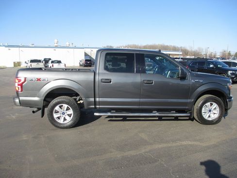Used 2019 Ford F150 XLT image 3
