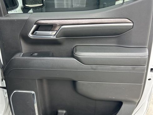 Used 2024 Chevrolet Silverado 1500 LTZ AWD/4WD image 13