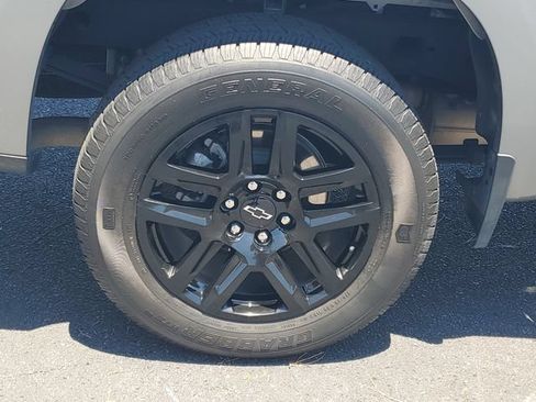 Certified 2023 Chevrolet Silverado 1500 Custom w/ LPO, Dark Essentials Package AWD/4WD image 7