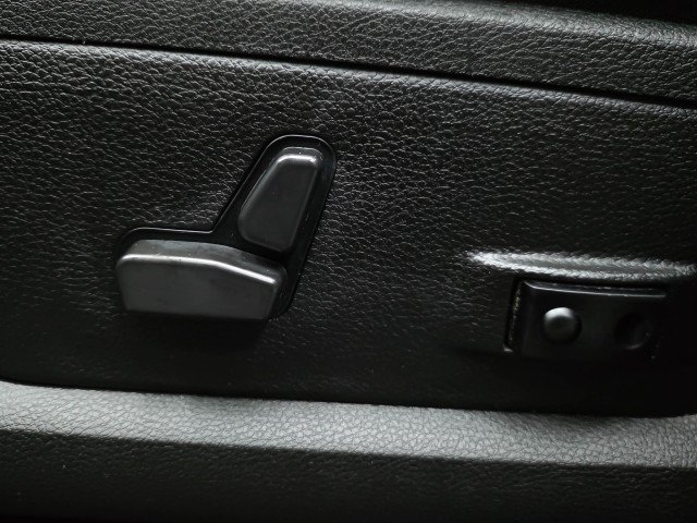 Used 2021 RAM 1500 Warlock w/ Electronics Group AWD/4WD image 30