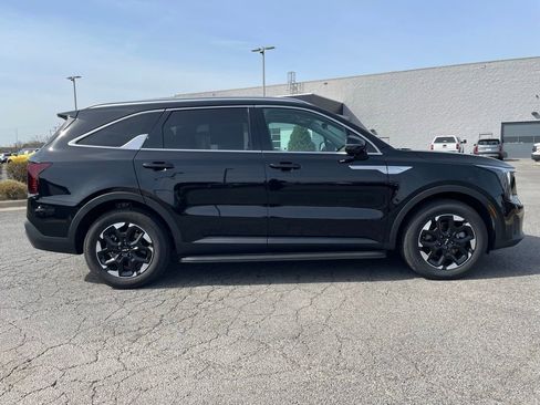 New 2025 Kia Sorento S w/ Panoramic Sunroof Package image 8