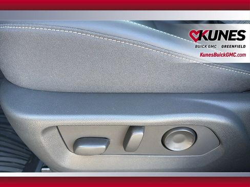 New 2026 Buick Envision Preferred image 17